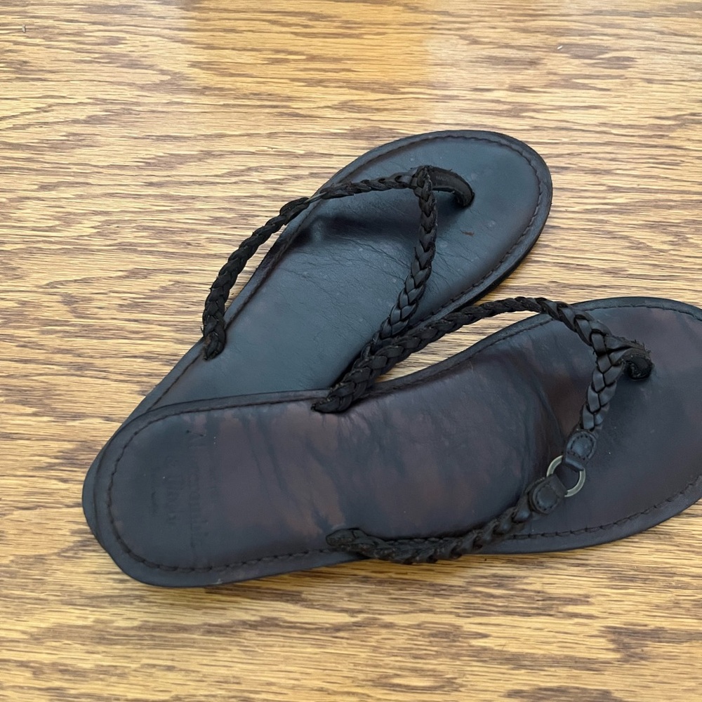 Abercrombie and Fitch Leather Flip flops - 7